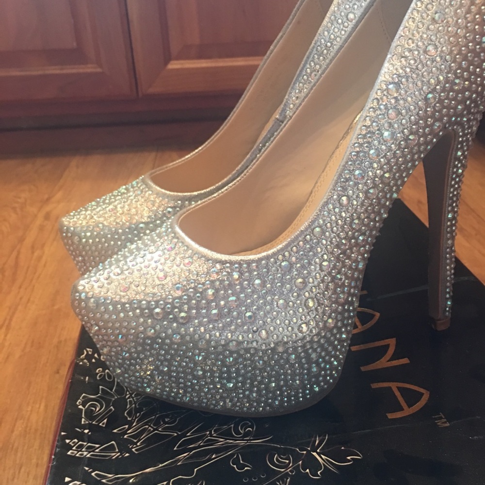 Liliana Platform Heels